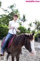 Yuki Morisaki - Fotossex Cross Legged